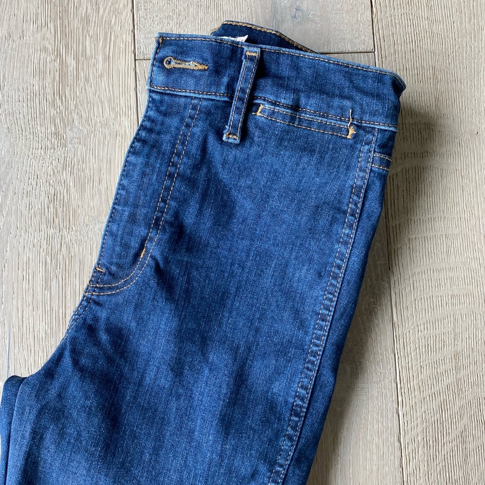 💥HOST PICK 💥Levi’s Mile High Super Skinny Jeans